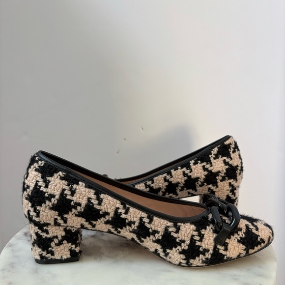 Kate Spade Tweed Block Heel Pumps Size 7B Houndstooth Chain Detail Black Beige - Picture 7 of 11